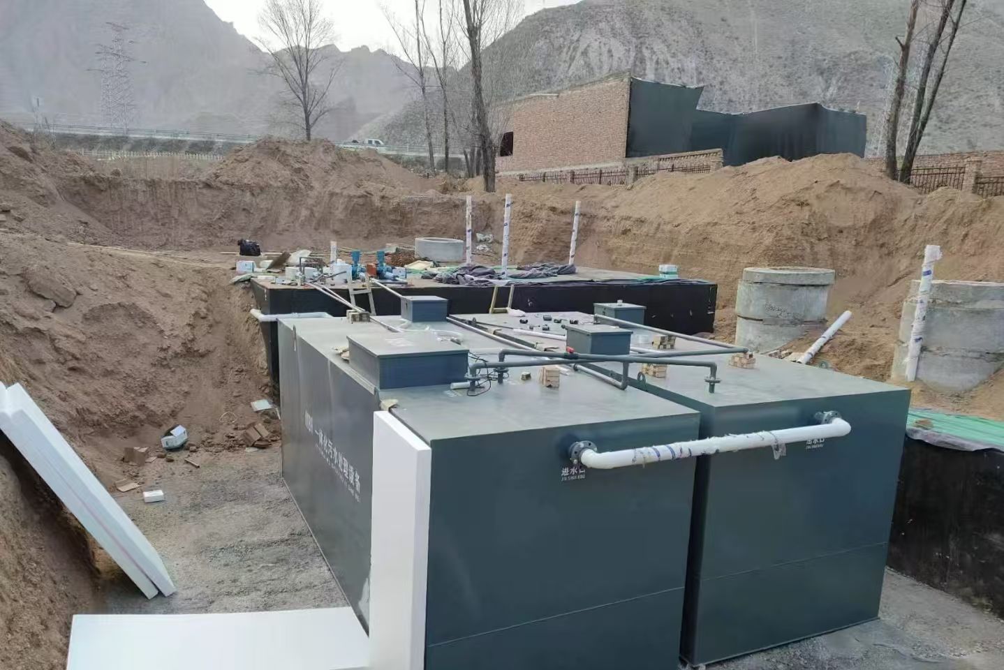 荷塘一体化污水处理设备